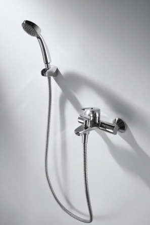 Смеситель Bravat Drop-D F648162C-B-RUS для ванны с душем фото 2