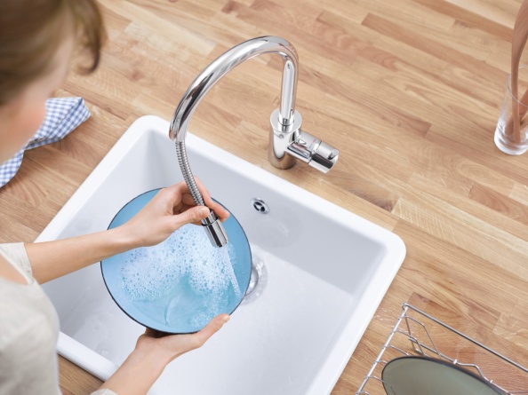 Смеситель Grohe Eurostyle Cosmopolitan 31126004 для кухонной мойки фото 2