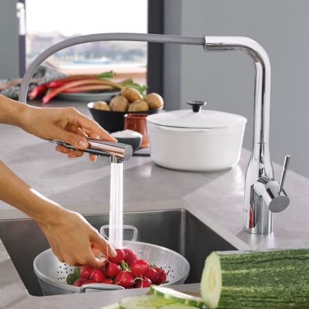 Смеситель Grohe Essence New 30270EN0 для кухонной мойки фото 3