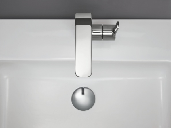 Смеситель Grohe Lineare 23296001 для раковины фото 3