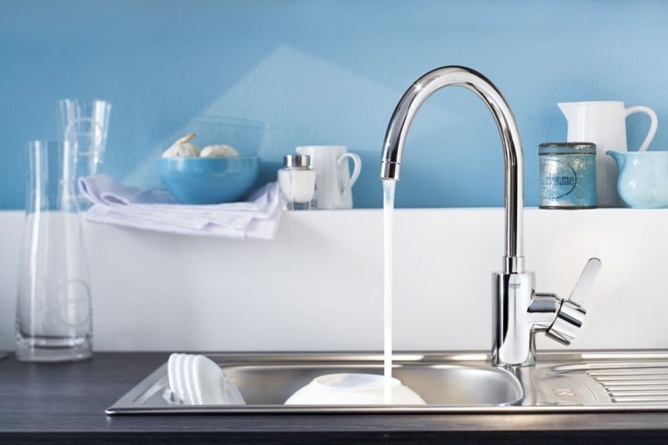Смеситель Grohe BauEdge 31367000 для кухонной мойки + Средство для очистки Grohe Grohclean 48166000 фото 4