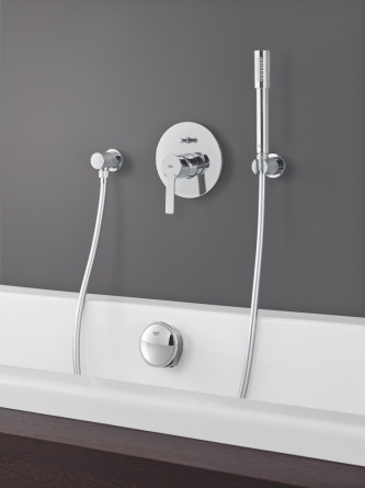 Смеситель Grohe Lineare 19297001 для ванны с душем фото 3