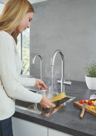 Смеситель Grohe Red II Duo 30079001 для кухонной мойки, с водонагревателем фото 4